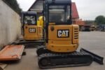 Caterpillar 302.7D CR + 3 GODETS – Mini Pelle 2,67T – Image 7